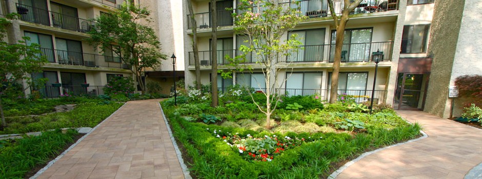 150_building_entrance