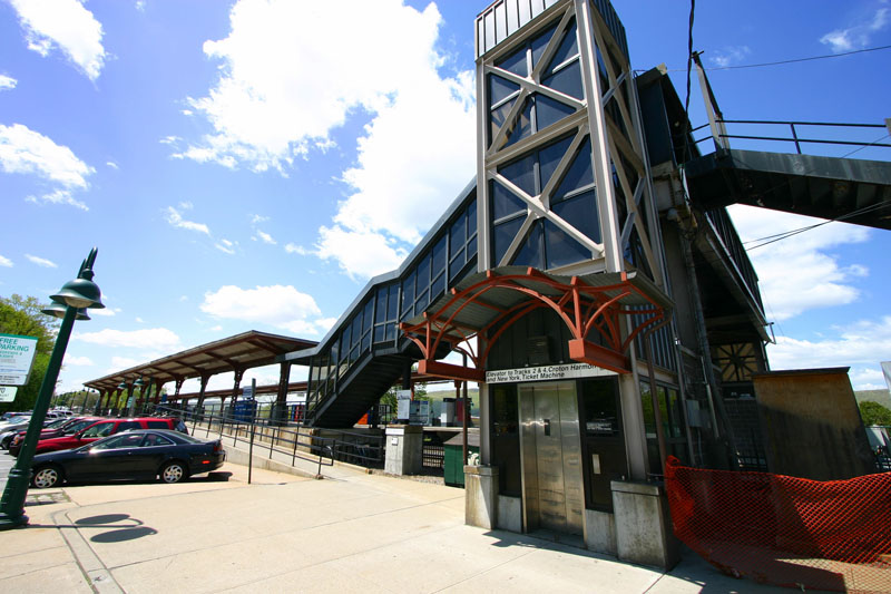 Transportation River House Peekskill